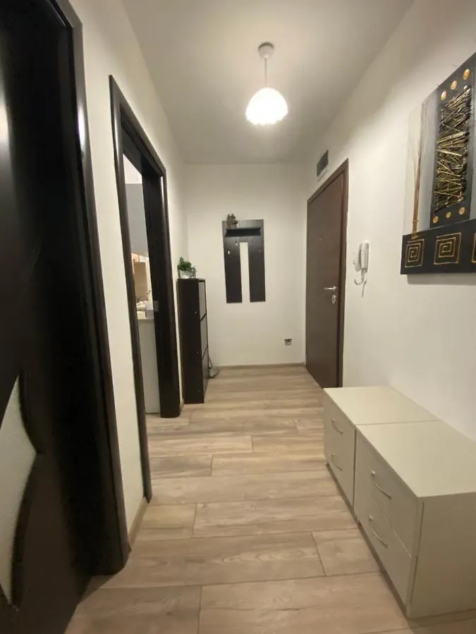Brand New Cozy 1Br Flat With Ac & Free Street Parking Daire Filibe