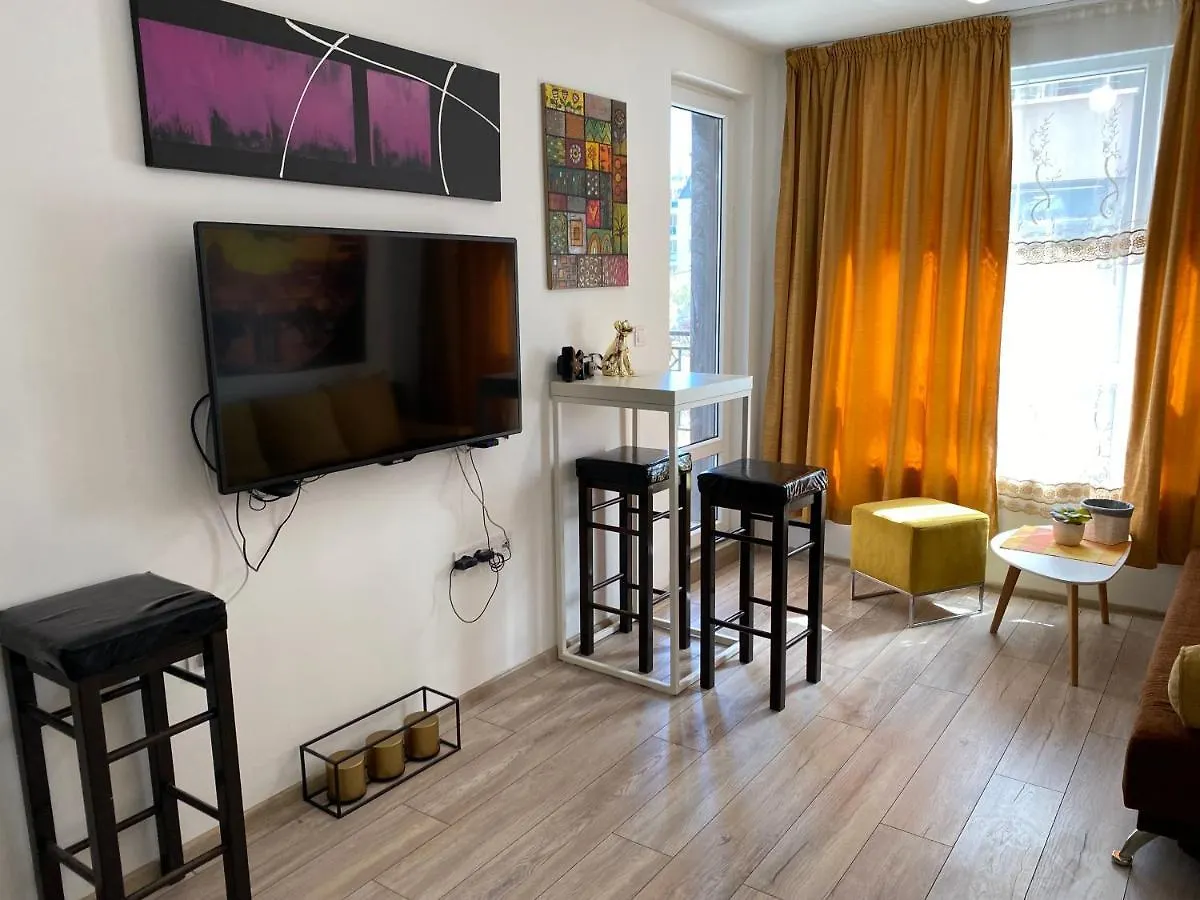 Brand New Cozy 1Br Flat With Ac & Free Street Parking Daire Filibe
